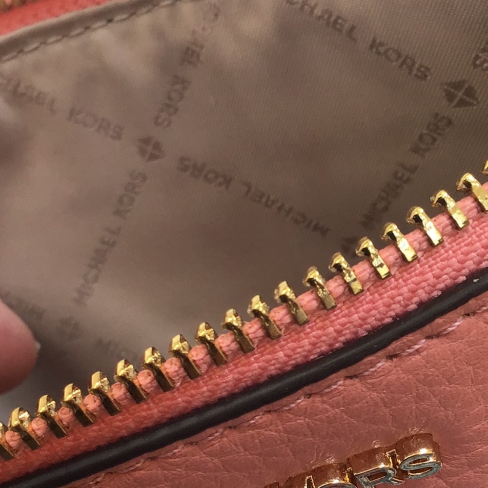 Michael Kors Wristlet Wallet Jet Set Large Clutch Pink Pebbled Leather NWOT - Picture 11 of 11